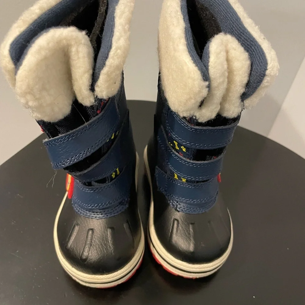 Paw Patrol Navy and Black Kids Snow Boots size 5C